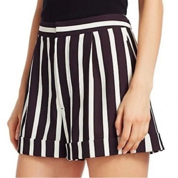 Alice +Olivia Moondust Black and White Striped shorts size 10 - Picture 3 of 12